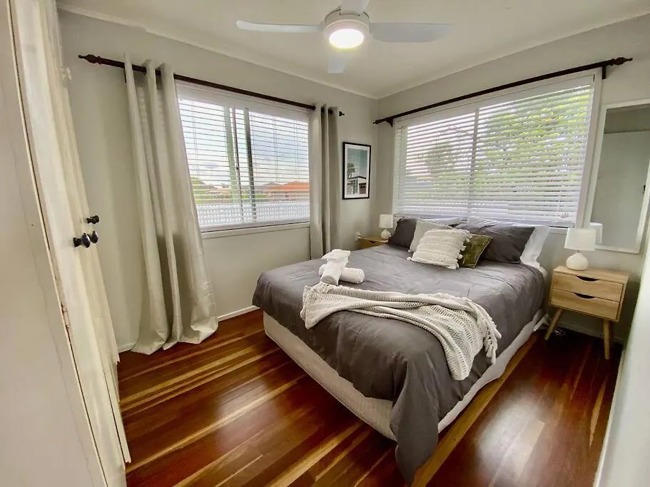 ברגרה Pet & Family Friendly Ocean Front Beach Cottage 0*,
