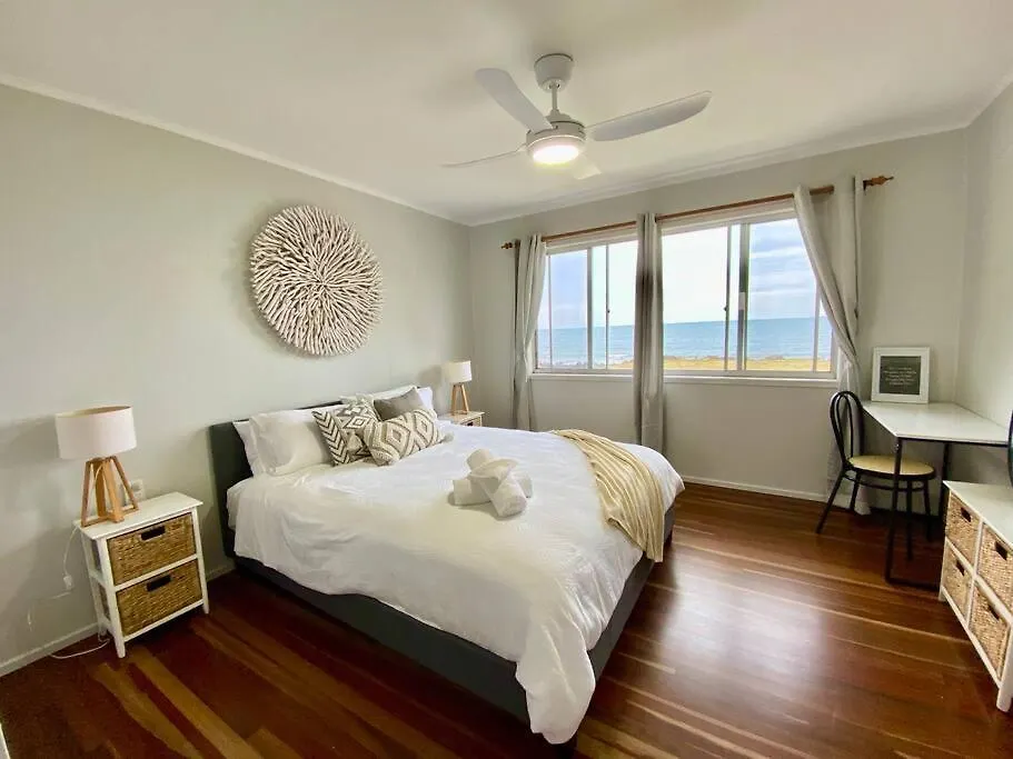 Pet & Family Friendly Ocean Front Beach Cottage Bargara Australia